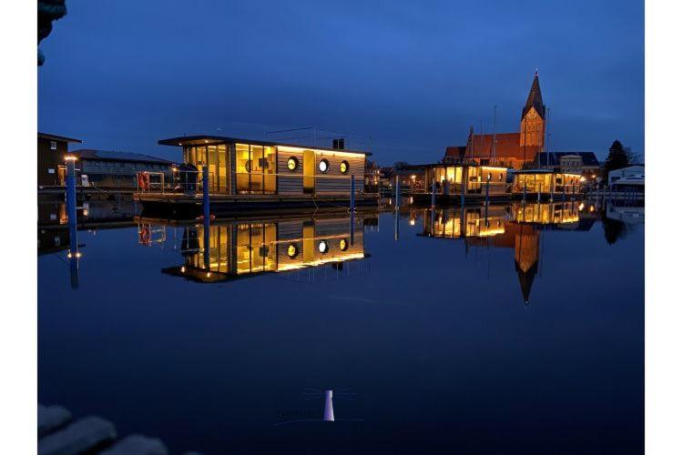 Hausboot Fjord Vela Mit Biosauna In Barth Esterno foto
